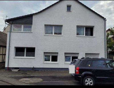 Ranstadt - Provisionsfrei: 2 Einheiten mit ges. 4 Parteien (3FH  EnEv "B" + efh); großer Innenhof
