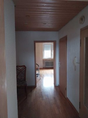 Gepflegte 3‑Zimmer Wohnung im 1. OG in Saarbrücken