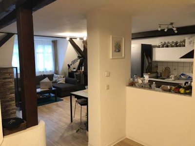 Kostenfreie Küchenübernahme vom Vormieter! Urgemütliche Dachgeschosswohnung für SOFORT!