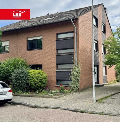 Ruhig wohnen im Dichterviertel – großzügige Wohnung mit Gartenanteil