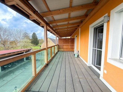 Zentral gelegen: Zwei-Zimmer-Wohnung mit Balkon...!