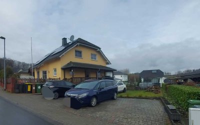 Einfamilienhaus mit EBK in Ettinghausen zu vermieten (max. 3 Jahre)