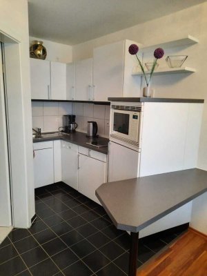 Schöne 1-Zimmer- Wohnung mit Einbauküche in Freiberg am Neckar