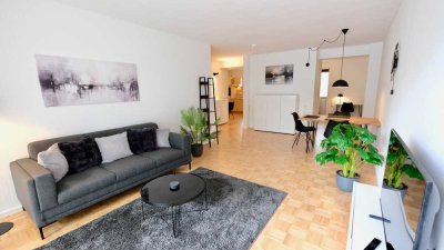 * Neu möblierte total schicke 2-Zi-Wohnung mit XXL-Balkon * Stellplatz optional