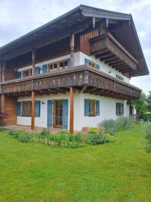 Familienfreundliche 5-Zimmer-Doppelhaushälfte in Eglfing/Tauting