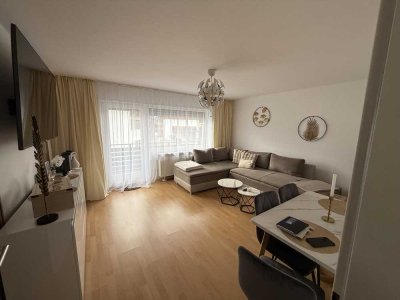 Exklusive 2-Raum-Wohnung mit Balkon und Einbauküche in Raubling