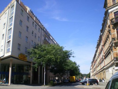 Helle 2-Zimmerwohnung mit 2 Balkonen in zentraler Lage von Dresden, Leipziger-Vorstadt
