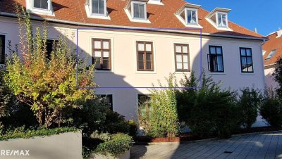 Stilvolle 2-Zimmer-Altbauwohnung im Zentrum – Erstbezug nach Generalsanierung!