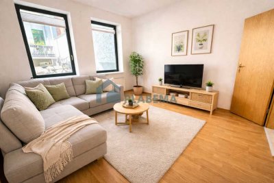 Modernisierte 1-Zimmer-Wohnung mit neuer Einbauküche und gemeinschaftlich nutzbarem Hinterhof