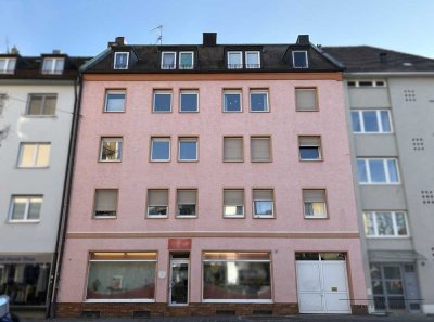 Solides Anlageobjekt: Mehrfamilienhaus mit 11 Wohneinheiten & Gewerbeeinheit