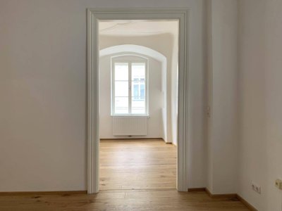 Erstbezug nach Sanierung - Dreizimmerwohnung in der Altstadt