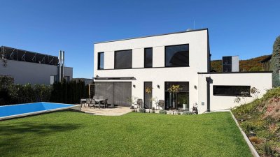 Neubau 2024 || traumhaft moderne Neubauvilla mit Ausblick über Gablitz || Pool 8x4m || hochwertige Ausstattung