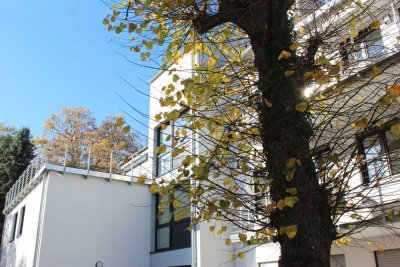 Zweitbezug! Exklusive Penthouse Wohnung mit großer, sonniger Dachterrasse!