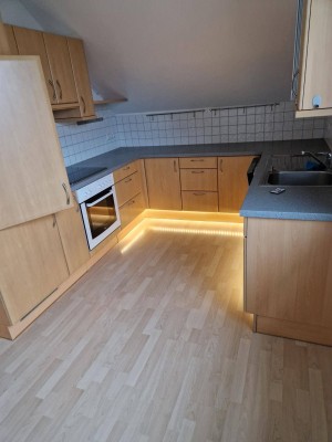 Teilmöblierte 2 Zimmer Wohnung ohne Kinderzimmer