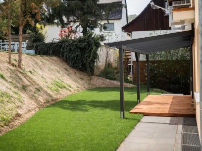 Lebensqualität pur – Helle 5 ZKB mit Balkon, Küche, Terrasse und Garten in idealer Lage