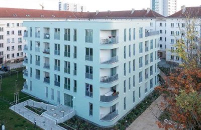 Rollstuhlgerechte 2-Zimmer-Wohnung mit hochwertiger Ausstattung, Einbauküche und Balkon!