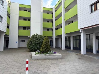 ***Grosszügiges Wohnen auf einer Ebene - ideal für WG***