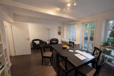 Stilvolle 2-Zimmer-Wohnung im Erdgeschoss mit Terrasse