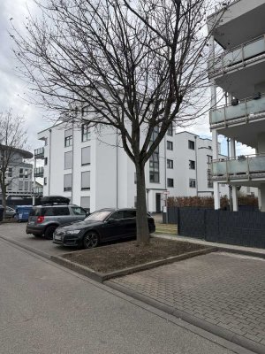 Moderne 2 ZKB mit EBK, großem Balkon und Blick in Bestlage!