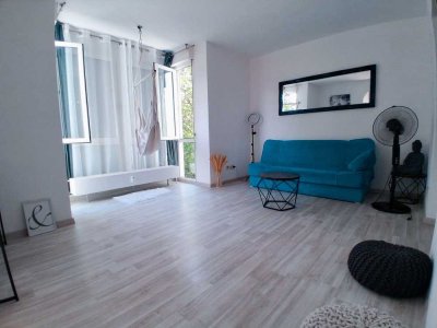 1 Person, Wohnen auf Zeit voll möbliert 2-Zimmer-Wohnung KA Weststadt