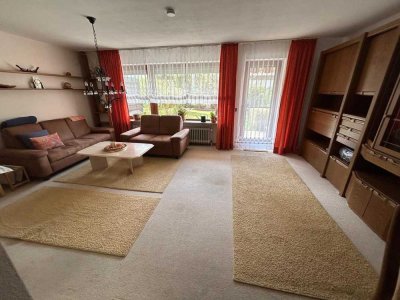 Schönes möbliertes Reihenmittelhaus