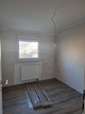 3 Zimmer Wohnung saniert sehr ruhig gelegen