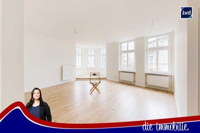 *** 1. Monat Kaltmietfrei! - 2 Zimmer - hell - Stadtfeld Ost - Fahrstuhl - Altbau ***