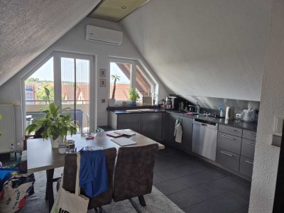 Schöne 3-Zimmer-Dachgeschosswohnung mit gehobener Innenausstattung mit EBK in Lambsheim