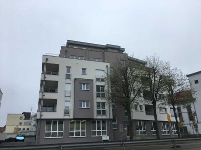 top attraktive neuwertige City-Wohnung 3 ZKB Balkon in Homburg-Saar
