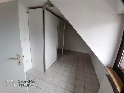 3 Zimmer Dachgeschosswohnung in Edingen-Neckarhausen