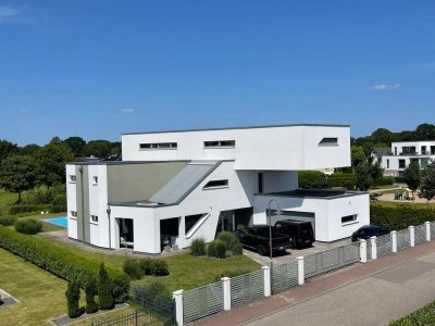 Luxus-Villa mittig Hamburg und Kiel