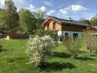 Privatverkauf: Freistehendes Einfamilienhaus mit Bergblick in sonniger Lage