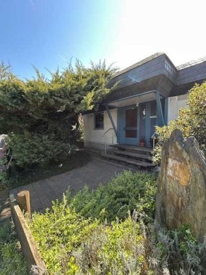 Idyllisch gelegenes Wohnhaus mit Potenzial, Garage und Hobbyraum in Hsst. Wallrabenstein