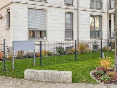 Urban wohnen am Ufer der Spree in 5-Zimmer-Terrassenwohnung