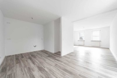 Erstbezug nach Renovierung: 2,5-Zi-Wohnung mit Balkon in Döbeln