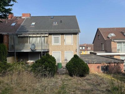 Charmante Doppelhaushälfte - 3 Wohneinheiten in Wolfsburg-Laagberg zu verkaufen