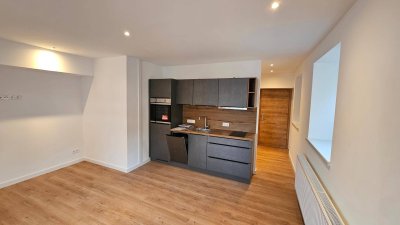 Sonnige zentrale Wohnung zu vermieten!