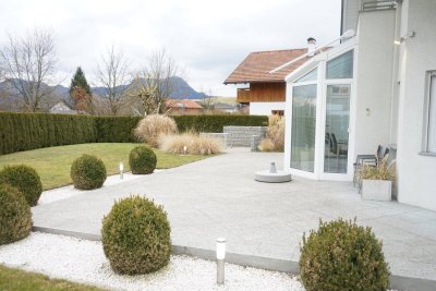 Modernes Luxushaus am Mondsee mir riesigem Grundstück !