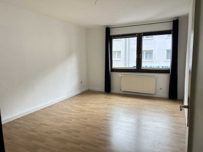 1-Zimmer Wohnung mit Balkon in Köln-Dellbrück