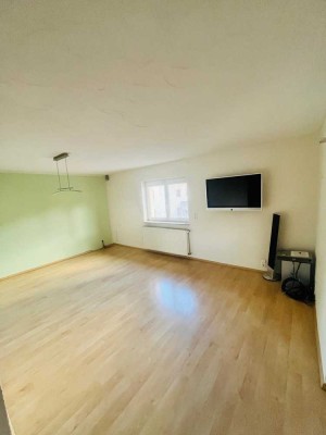 Großzügige 3-Zimmer Wohnung mit Garten in Radebeul