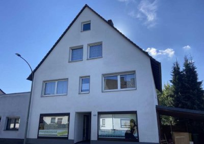 / Zentrale Lage von Fretter! Kombiniere Wohnen und Gewerbe!