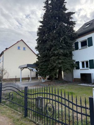 Sanierte 5,5-Raum-Doppelhaushälfte mit gehobener Innenausstattung in Leipzig Knauthain-Knautkleeberg