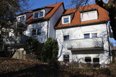Charmante 2-Zimmer-Wohnung mit Balkon in Marloffstein