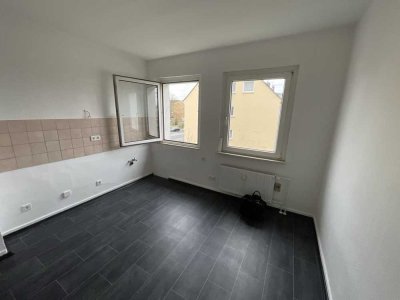 Schöne 2-Zimmer-Wohnung mit Tageslichtbad