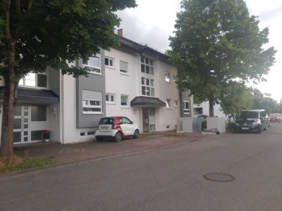Provisionsfrei* Helle 1 Zi-Whg in Neuhausen - renoviert und sofort beziehbar