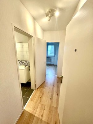 Top Apartment - Erstbezug nach Renovierung mit Balkon und EBK
