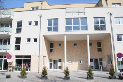 Hochwertige Mietwohnung mit zwei Zimmern, großer Terrasse und eigenem Gartenanteil