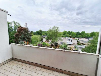 Wohnen mit Wasserblick: Vier-Zimmer-Wohnung in Vinnhorst