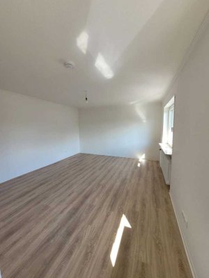 Frisch sanierte & zentralgelegene 5,5 ZKB-Wohnung in Schwetzingen
