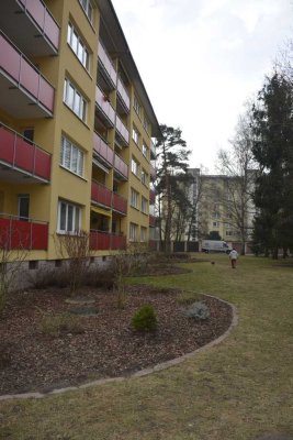 Stilvolle, sanierte 2-Zimmer-Wohnung mit 2 Balkonen in Neu-Isenburg
